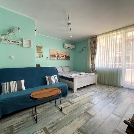 Bright 1Bd Apartment With Nice Terrace Burgas City Eksteriør billede