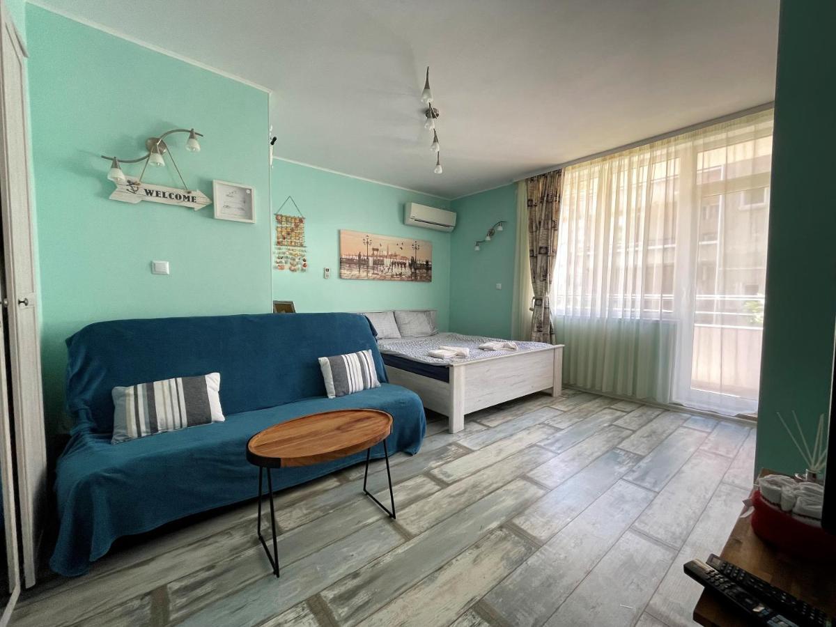 Bright 1Bd Apartment With Nice Terrace Burgas City Eksteriør billede